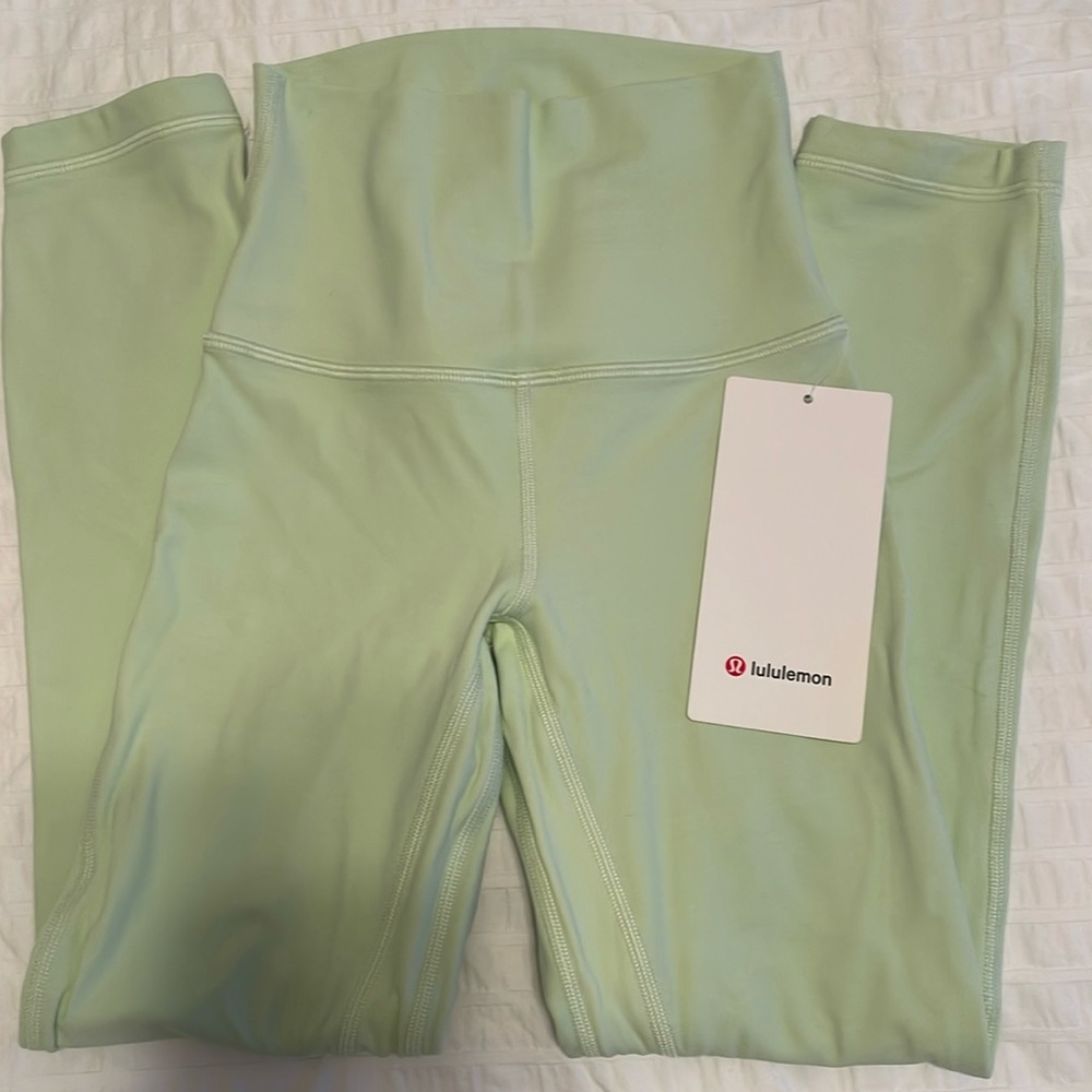 Lululemon Align HR Crop 23” Size 0